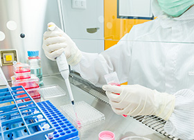 自己細胞由来なので安全性が高い